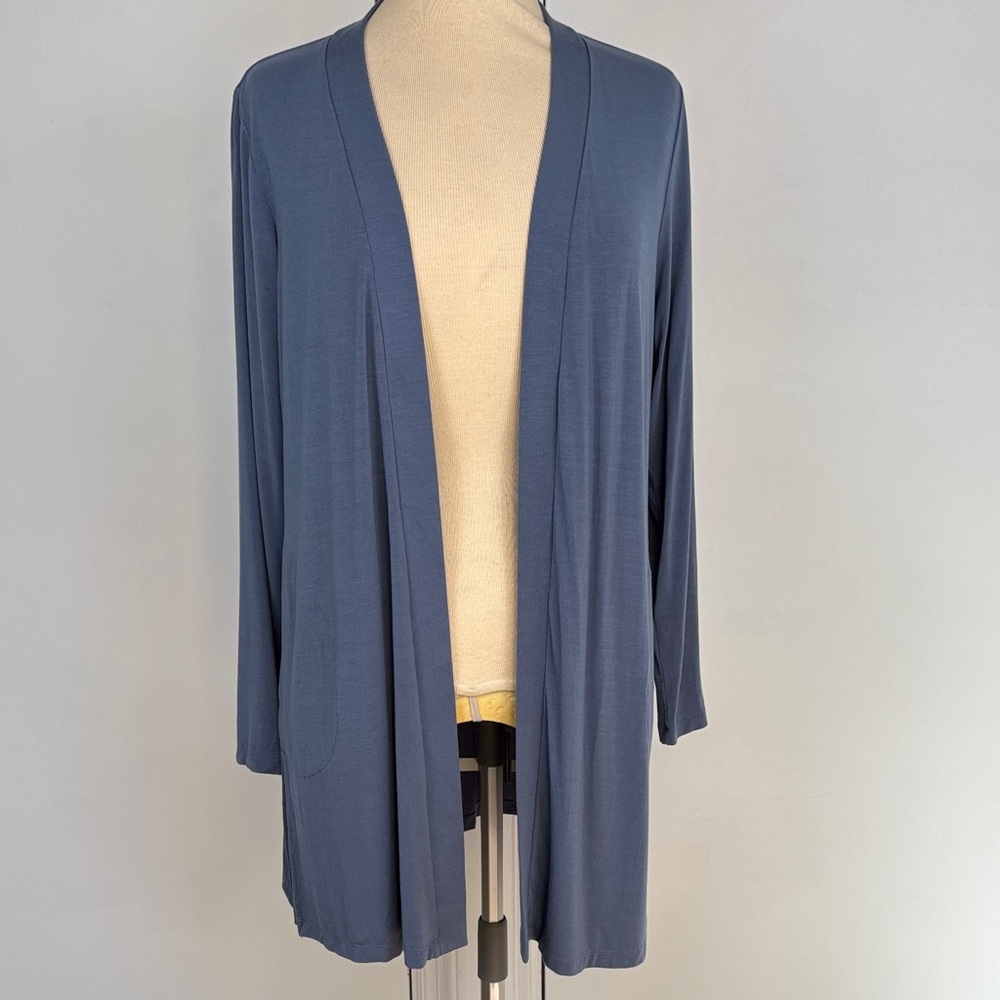 Susan Graver lifestyle Blue Knit long sleeve open front Top MP
